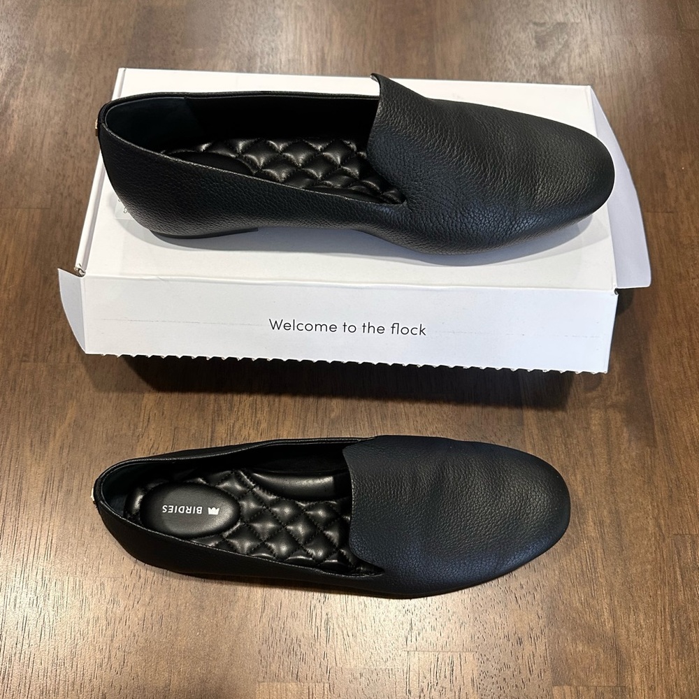 Birdies Black Textured Loafers